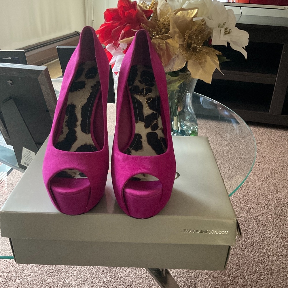 Jessica Simpson 9.5 Bermuda Pink